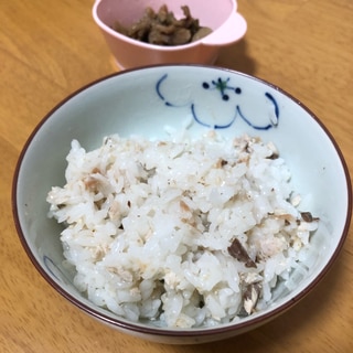 はまちとごまの混ぜご飯